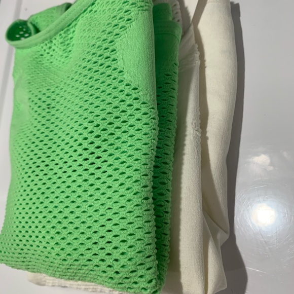 NWT Urban outfitter tank tops (2 in a bundle) Both Sz xs/s - Picture 4 of 10